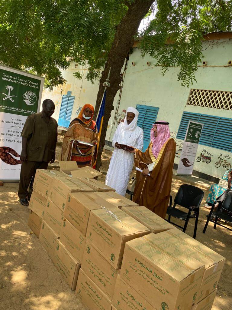 l'Arabie Saoudite offre 100 tonnes d'aide humanitaire à la République du Tchad